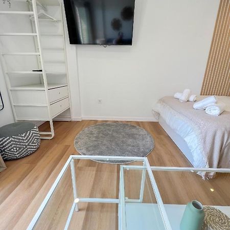 Cozy Studio With Sea Views Benalmádena Dış mekan fotoğraf