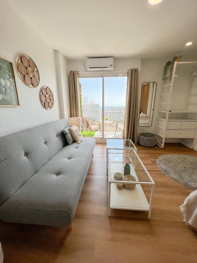 Cozy Studio With Sea Views Benalmádena Dış mekan fotoğraf