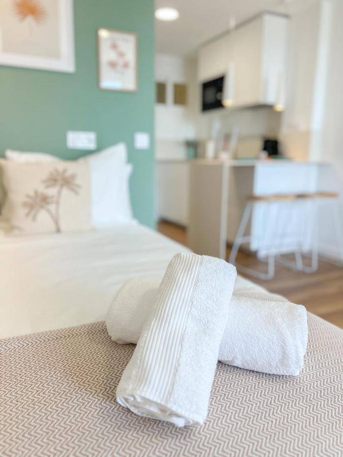 Cozy Studio With Sea Views Benalmádena Dış mekan fotoğraf