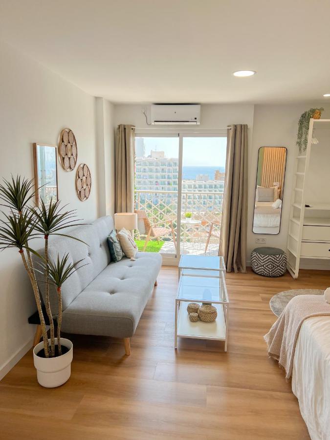 Cozy Studio With Sea Views Benalmádena Dış mekan fotoğraf