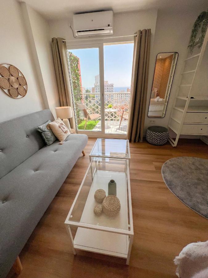 Cozy Studio With Sea Views Benalmádena Dış mekan fotoğraf