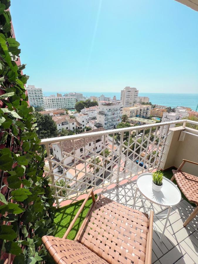 Cozy Studio With Sea Views Benalmádena Dış mekan fotoğraf